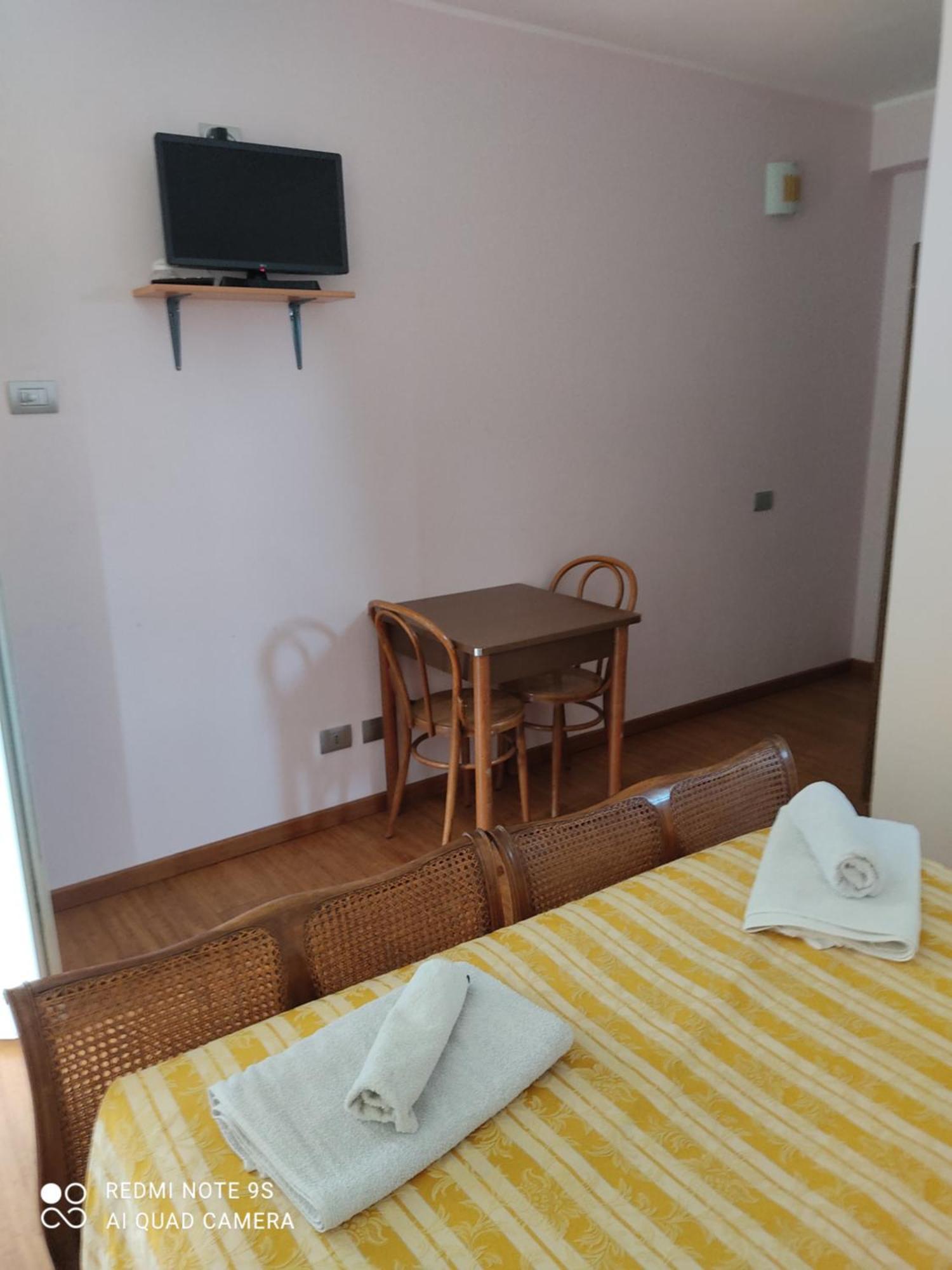 Agriturismo Villa Brugolta Lavena Ponte Tresa Rom bilde